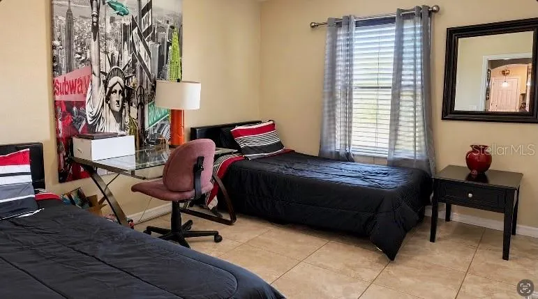 2921 CASABELLA DR