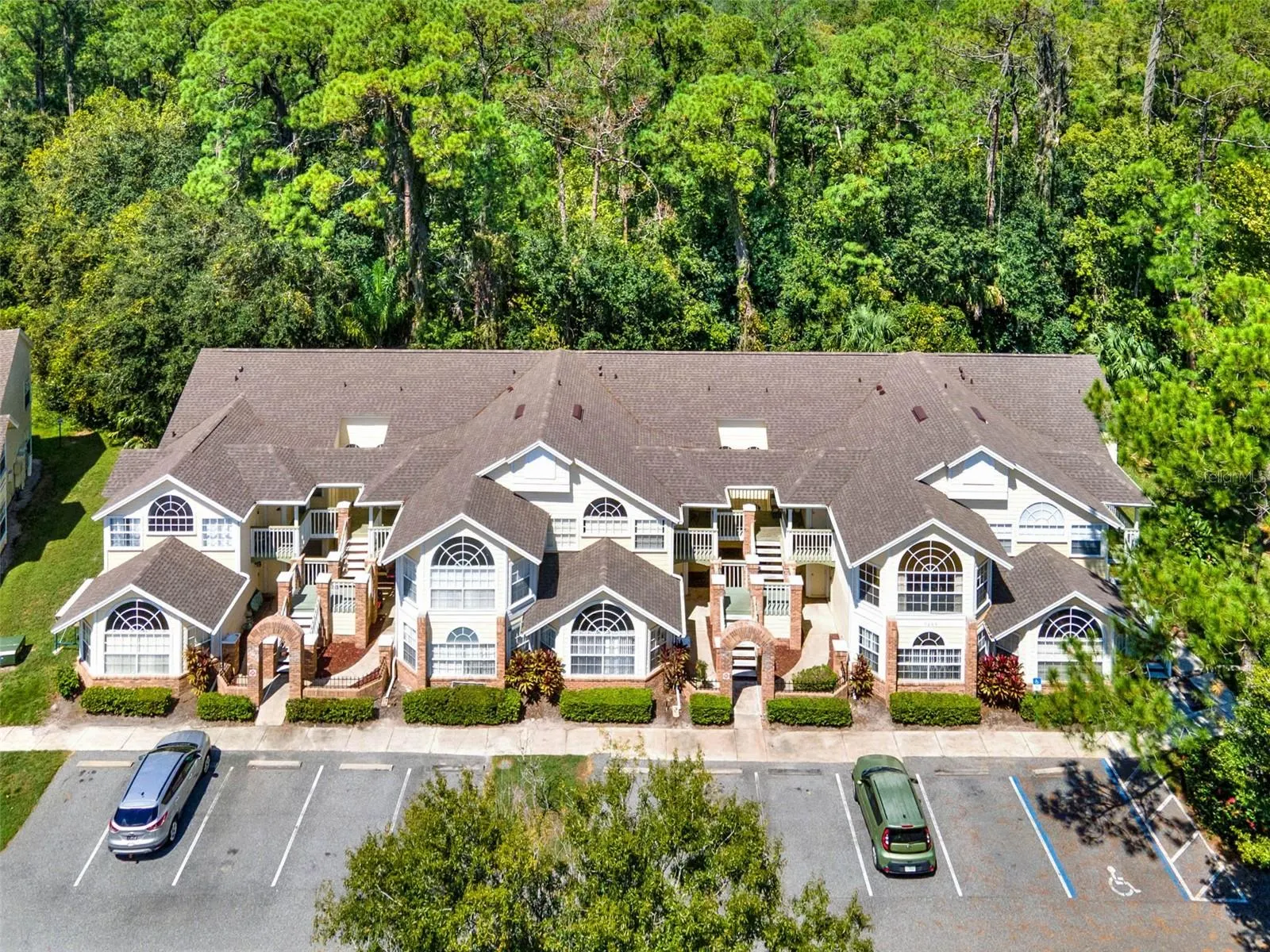 5017 LAGUNA BAY CIR #100 #100