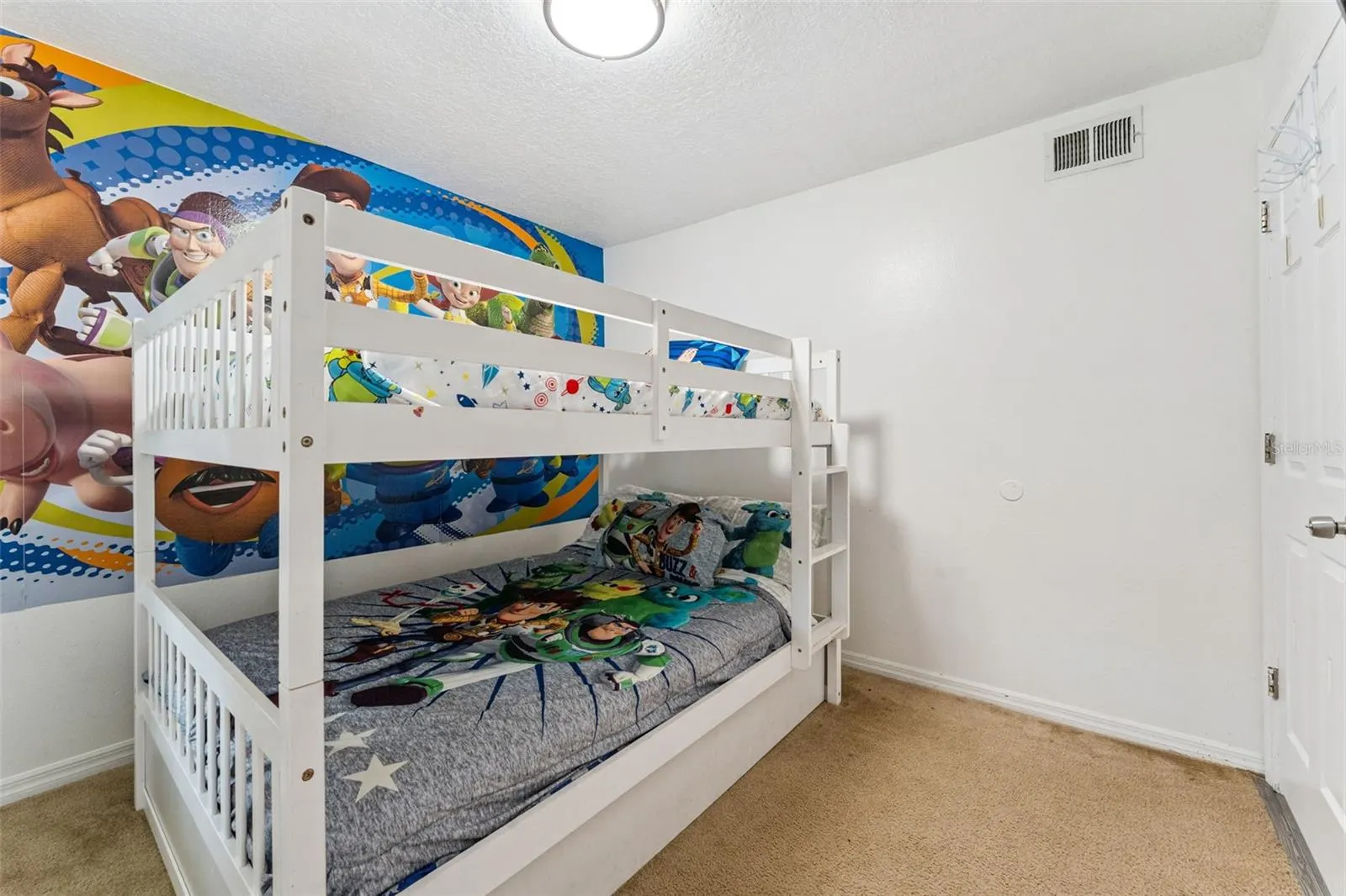 5017 LAGUNA BAY CIR #100 #100
