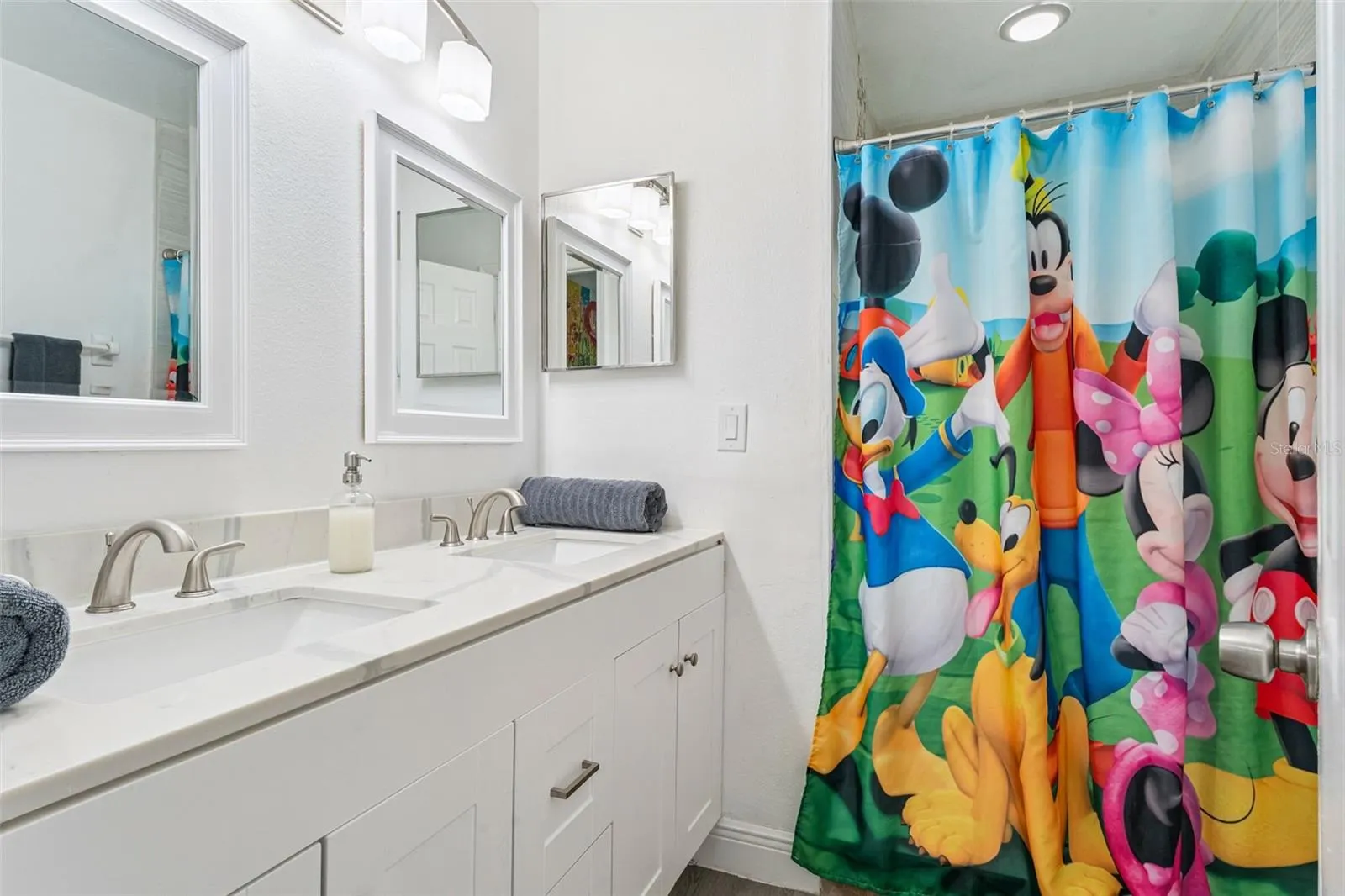 5017 LAGUNA BAY CIR #100 #100