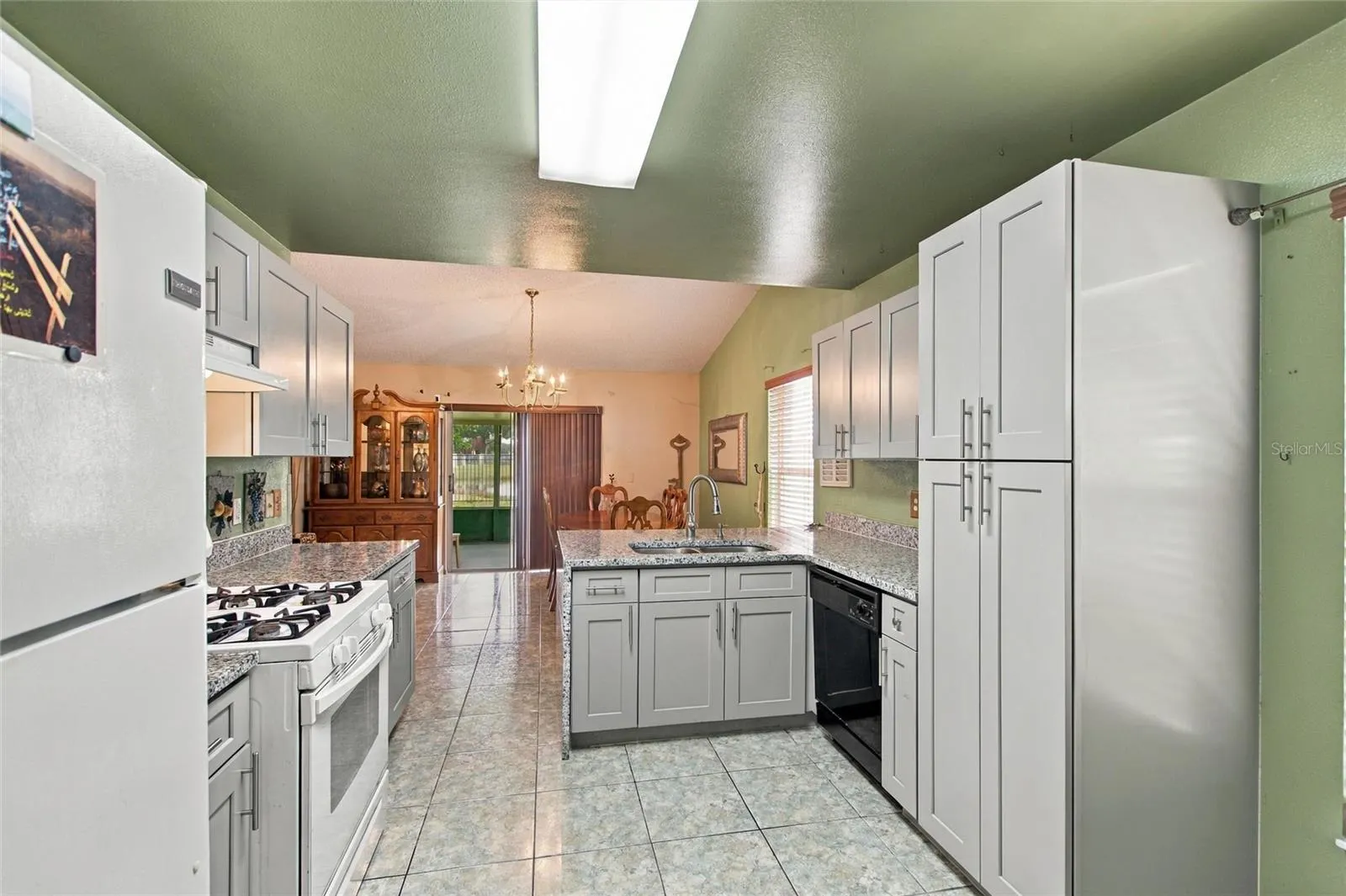 298 INDIAN POINT CIR