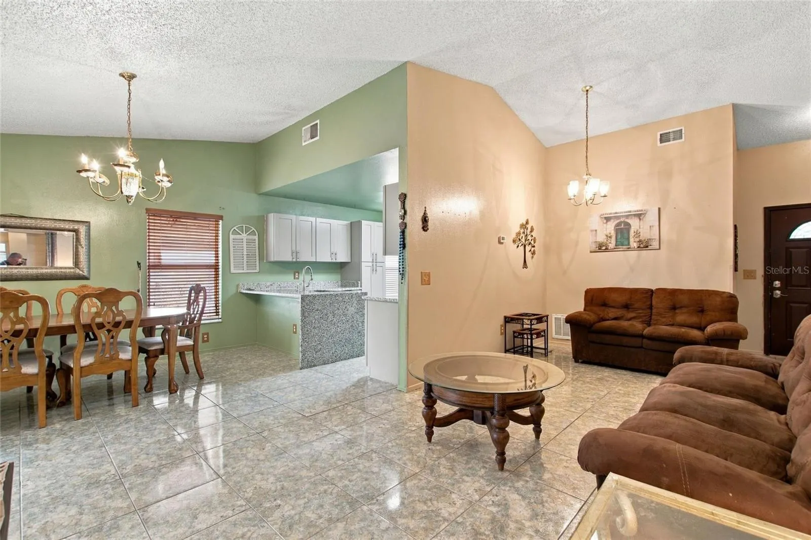 298 INDIAN POINT CIR