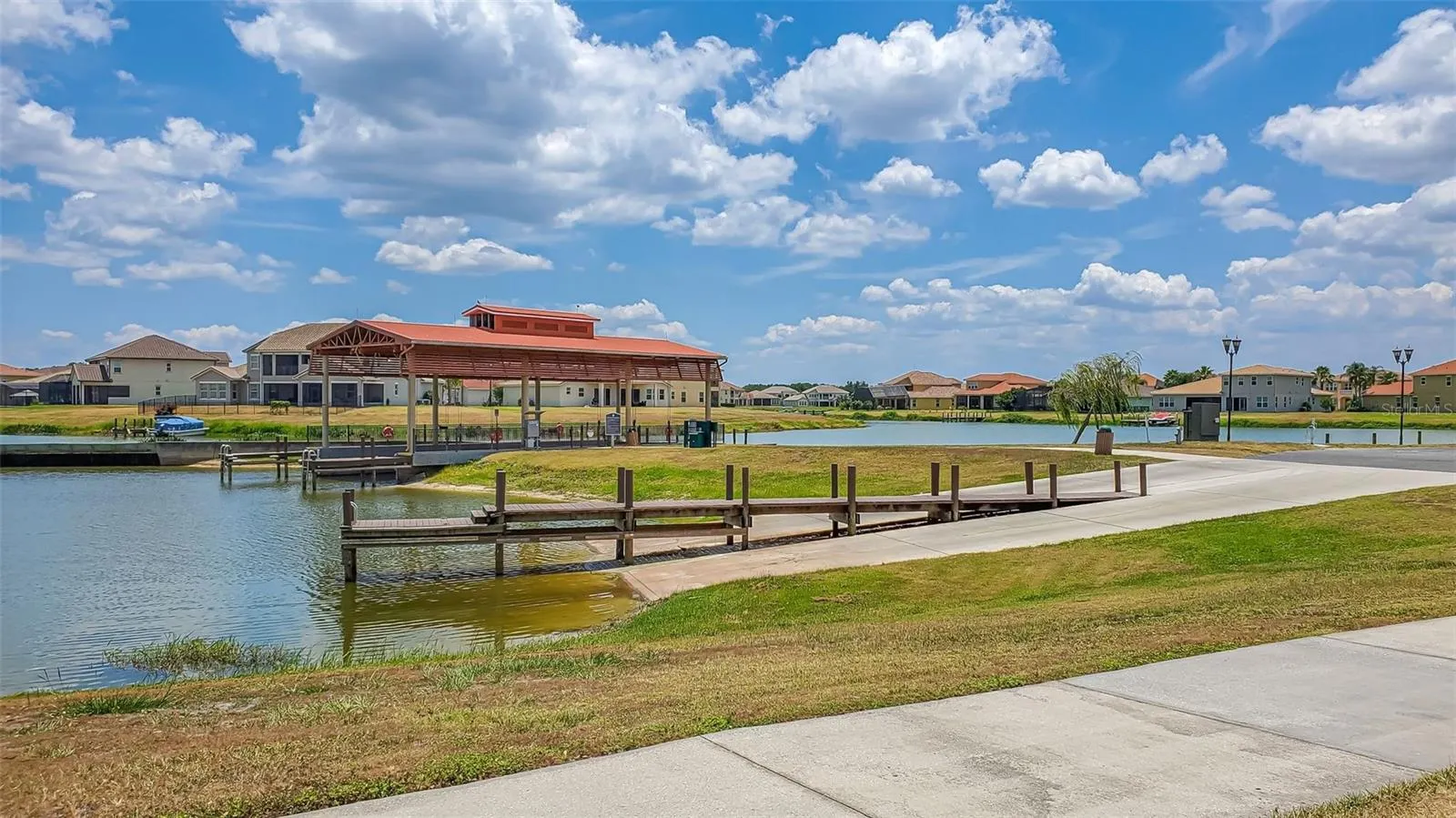 3713 EAGLE ISLE CIR