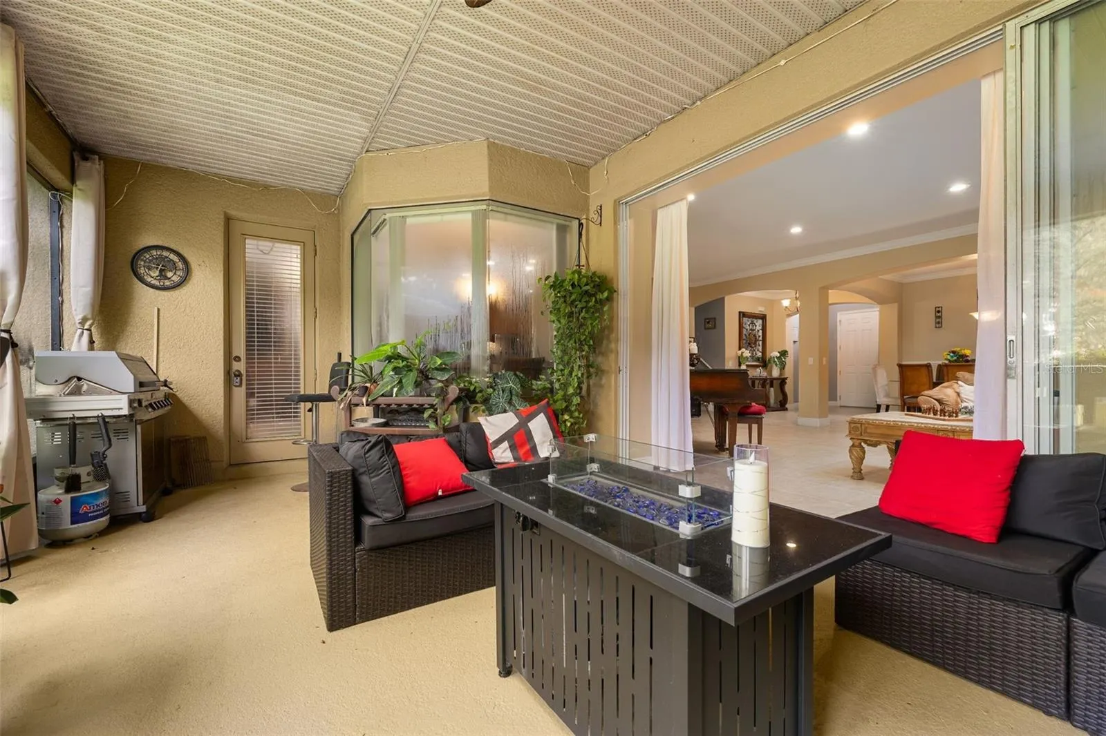3713 EAGLE ISLE CIR