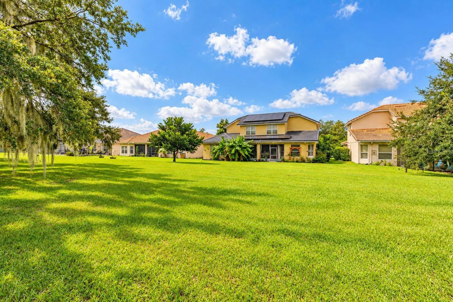 3713 EAGLE ISLE CIR