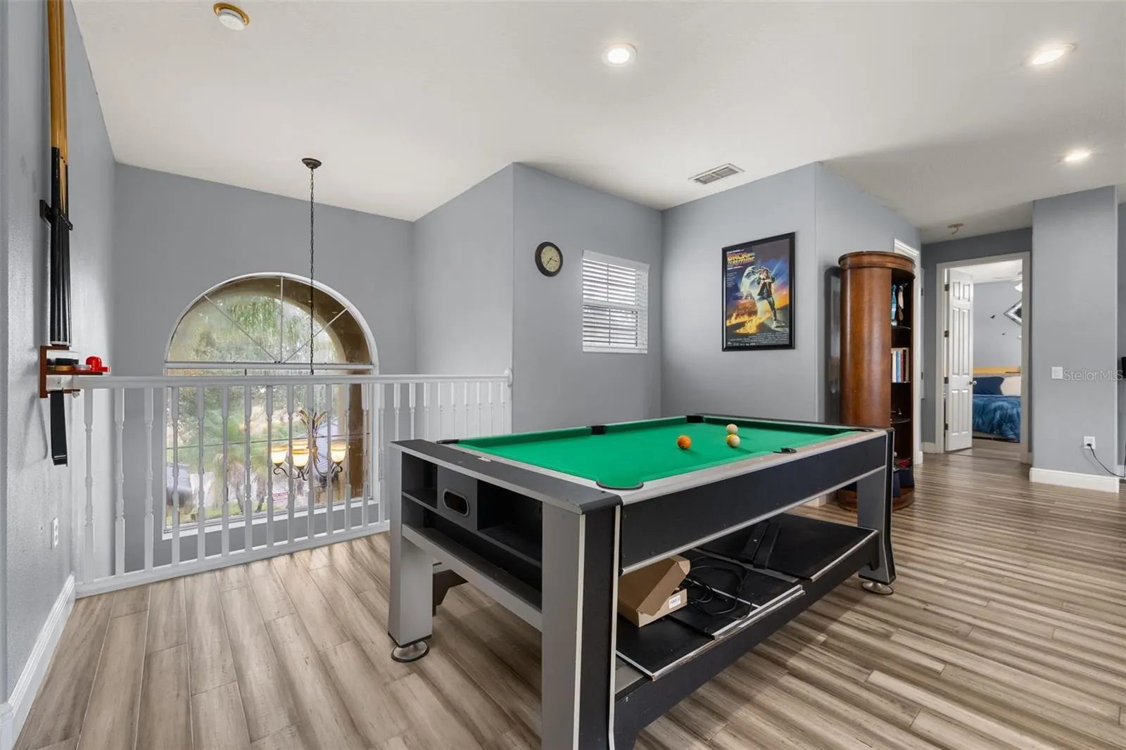 3713 EAGLE ISLE CIR