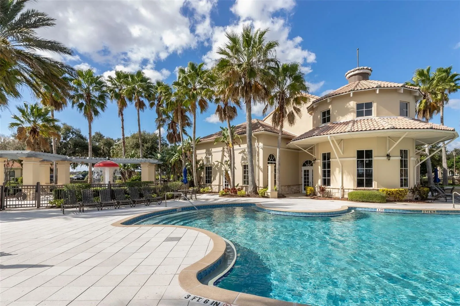 3713 EAGLE ISLE CIR