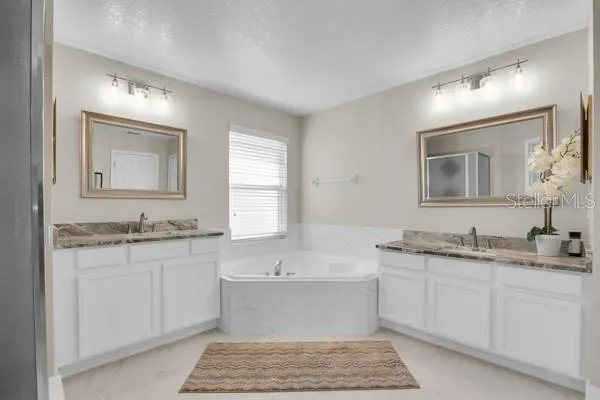 12703 MOSS PARK RIDGE DR