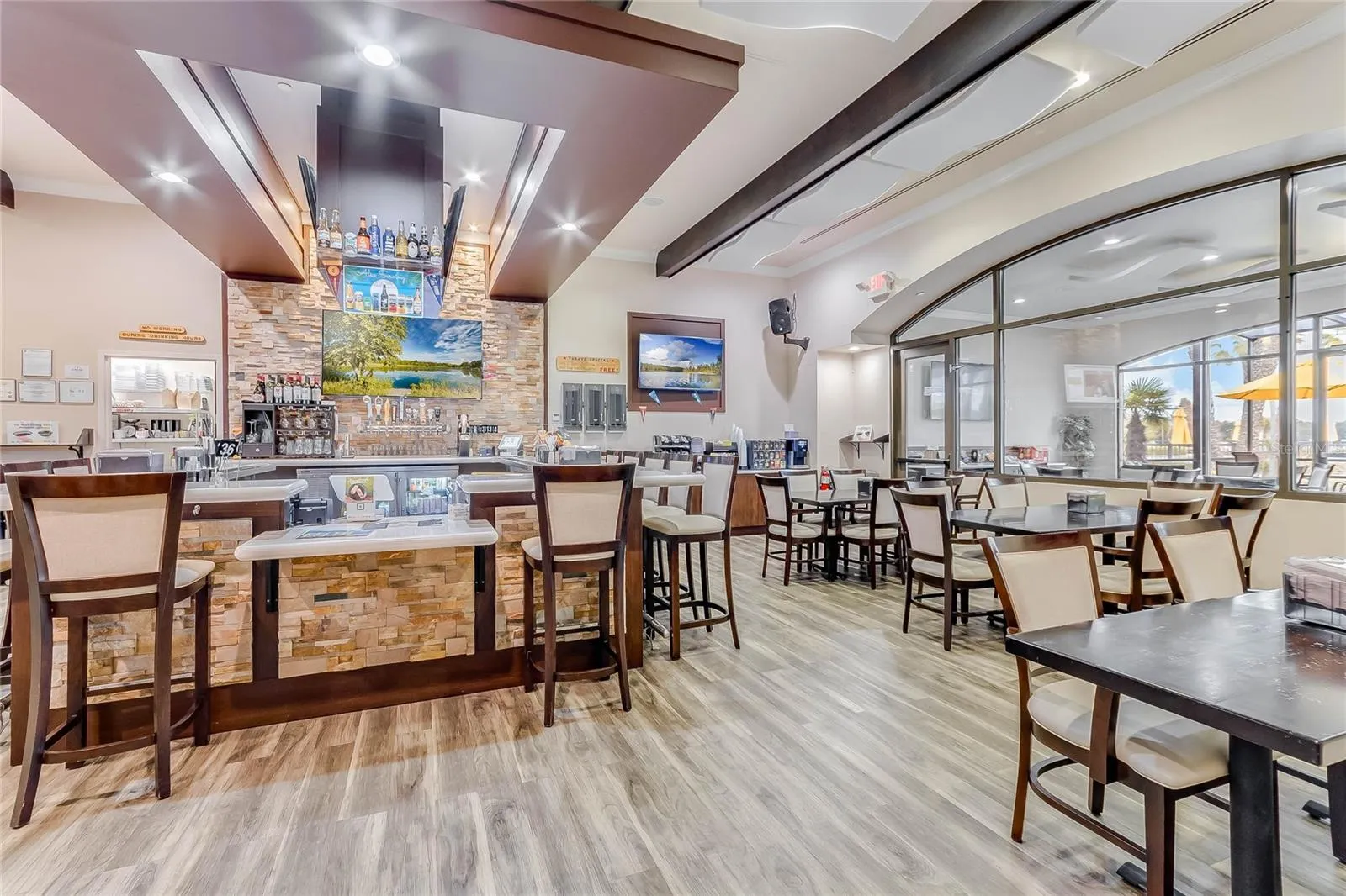 1032 SALAMANCA PL