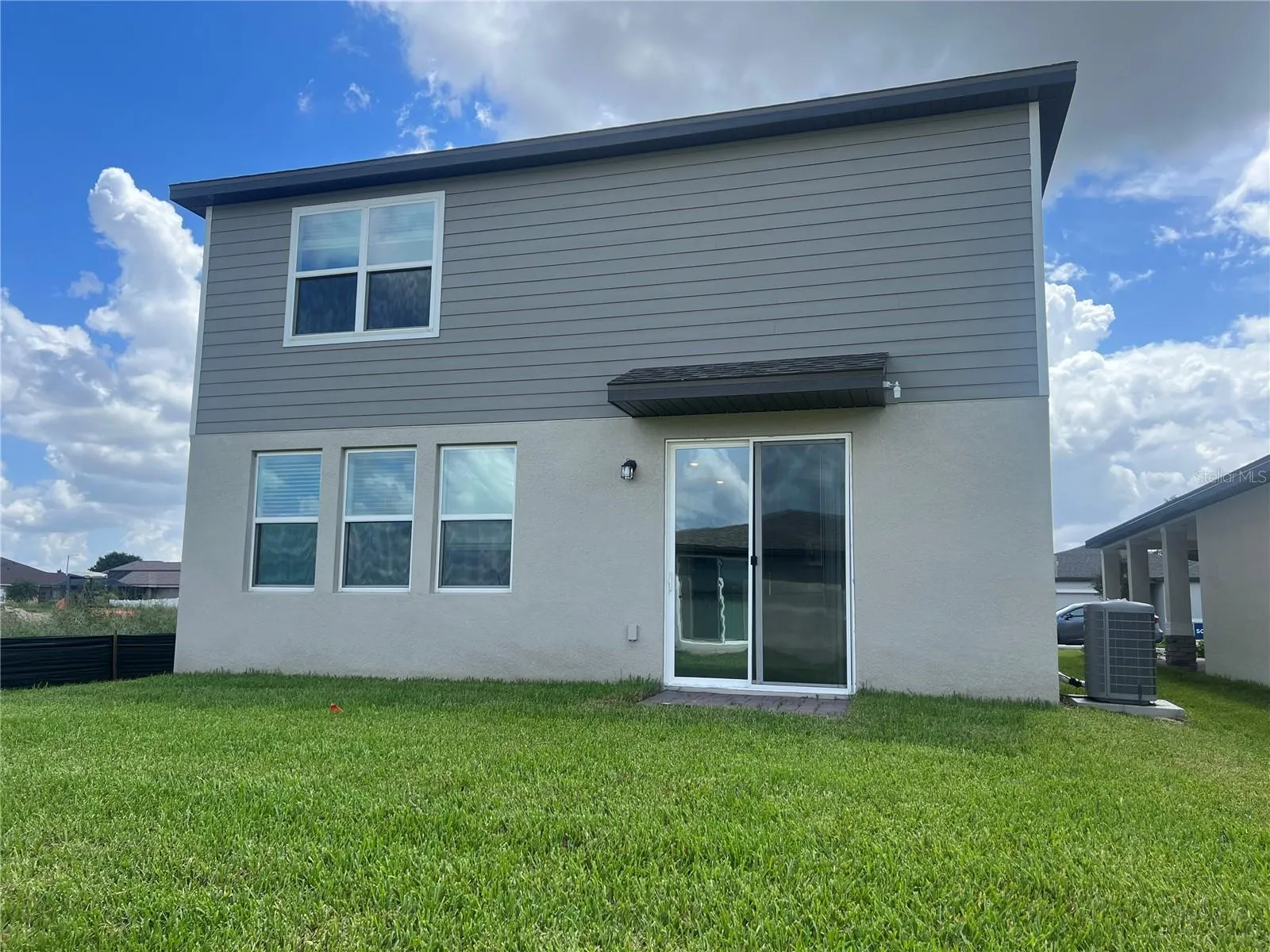 3107 LAUREL OAK LANE