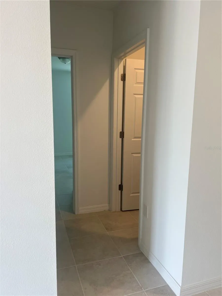 3107 LAUREL OAK LANE
