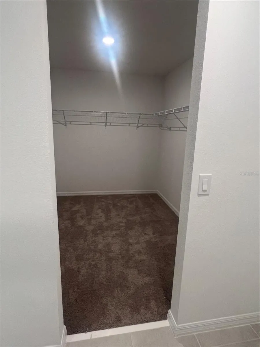 3107 LAUREL OAK LANE