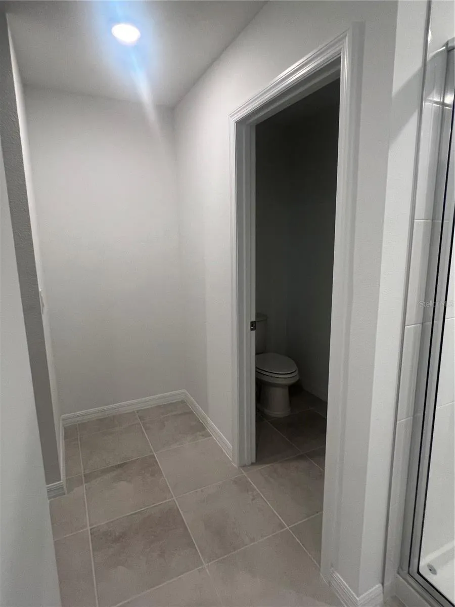 3107 LAUREL OAK LANE