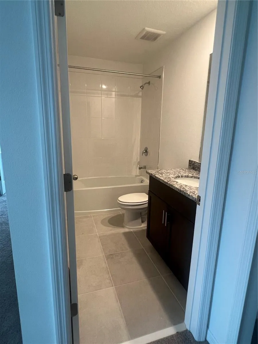 3107 LAUREL OAK LANE