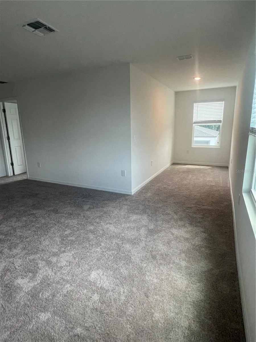 3107 LAUREL OAK LANE