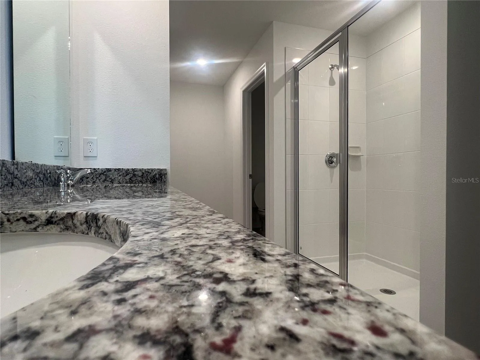 3107 LAUREL OAK LANE