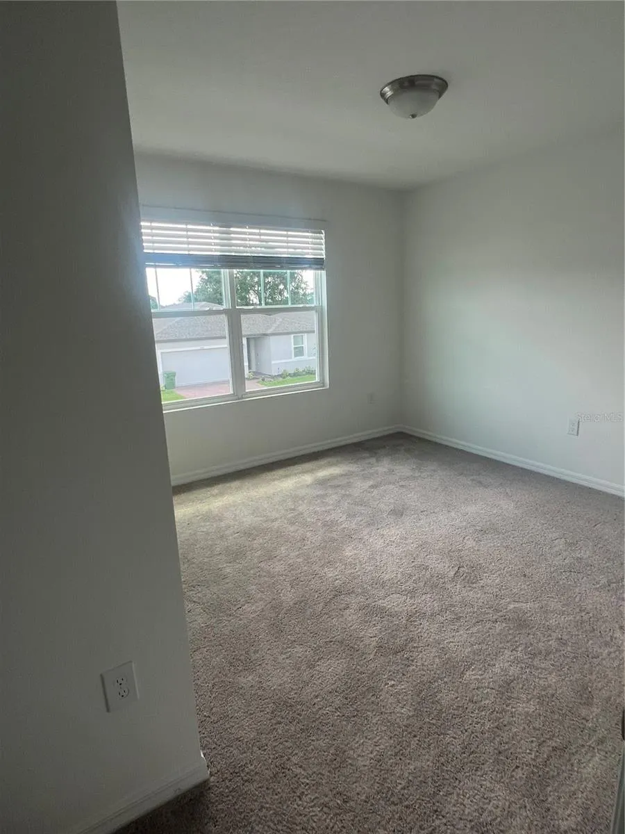 3107 LAUREL OAK LANE