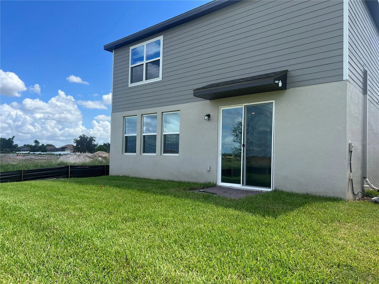 3107 LAUREL OAK LANE