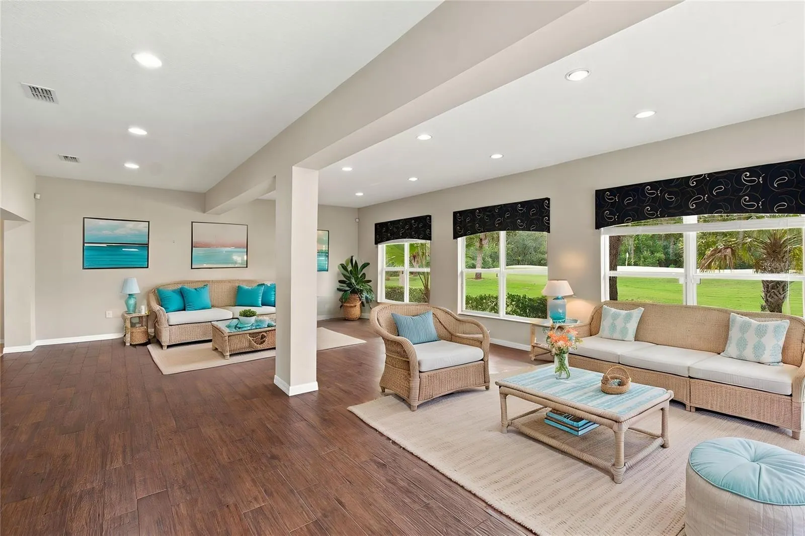 352 HAMRICK DR