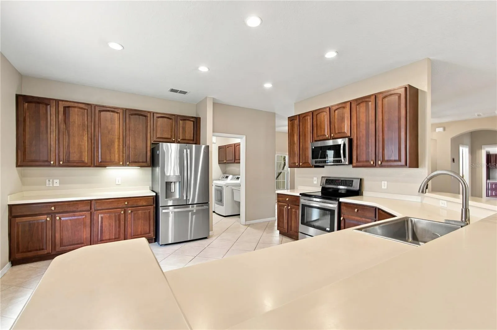 352 HAMRICK DR