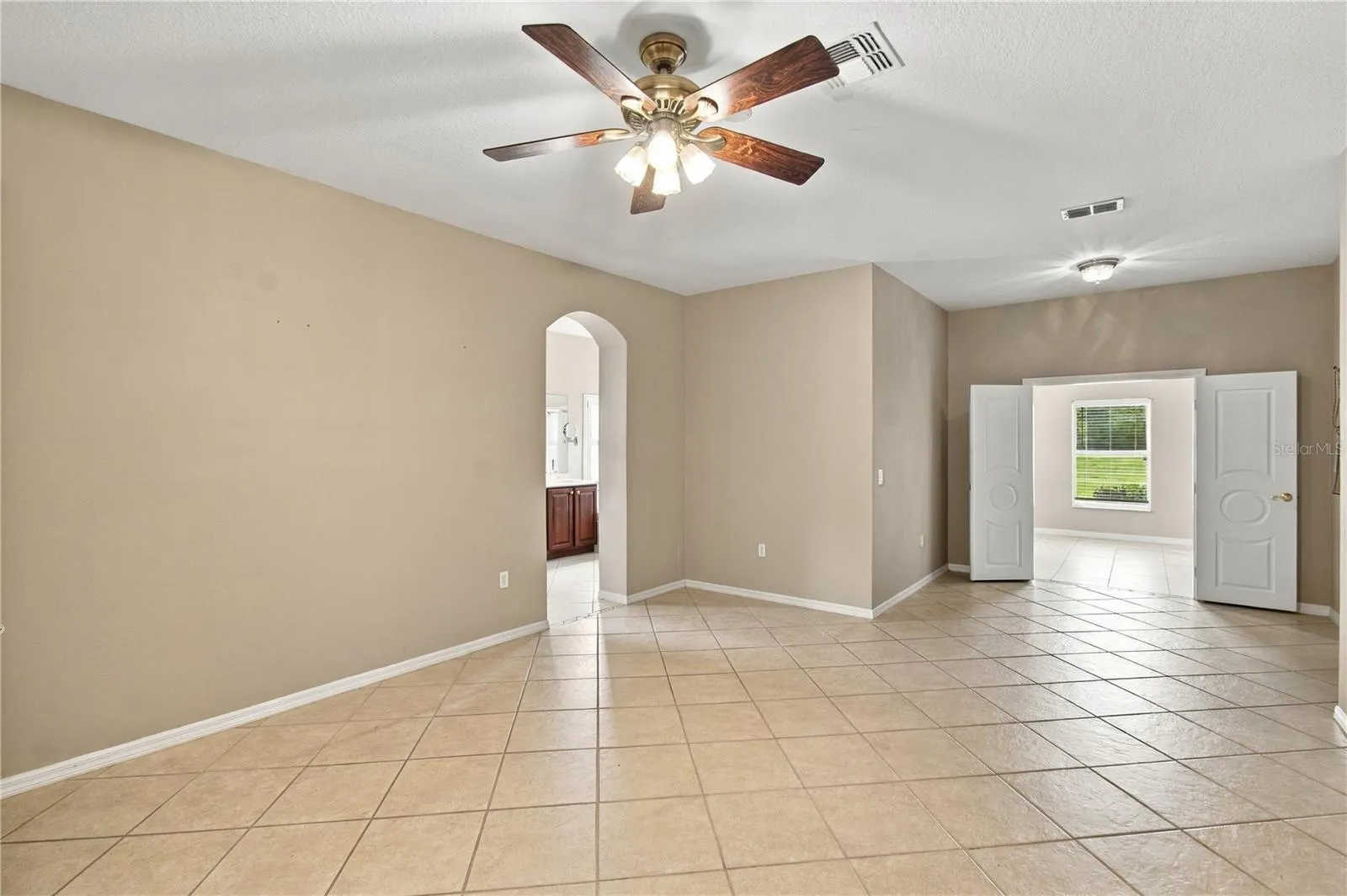 352 HAMRICK DR