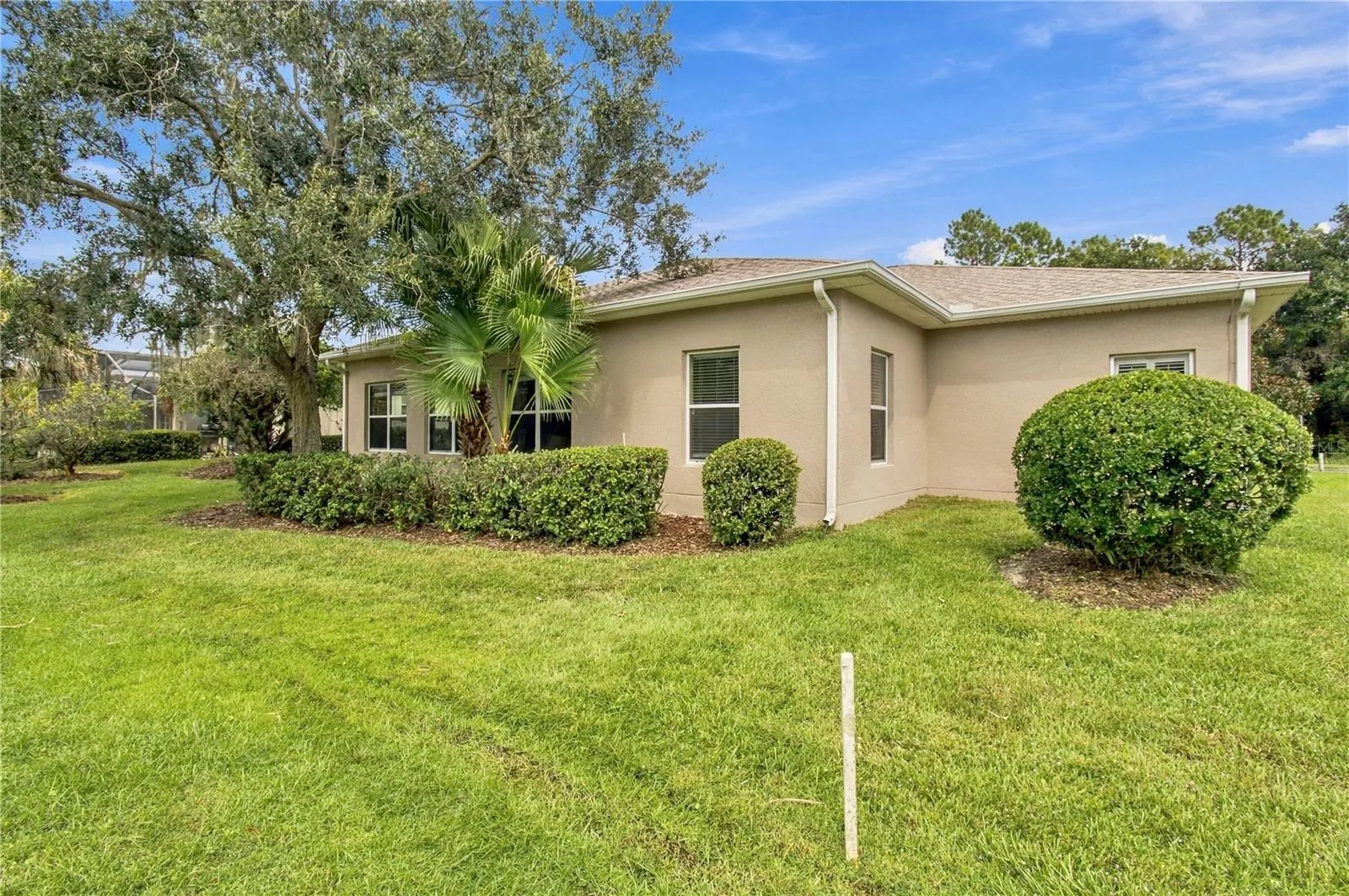 352 HAMRICK DR
