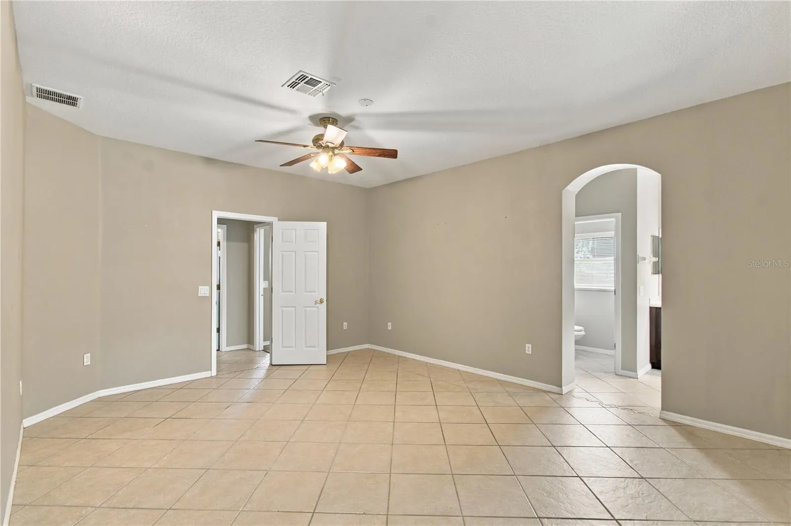 352 HAMRICK DR