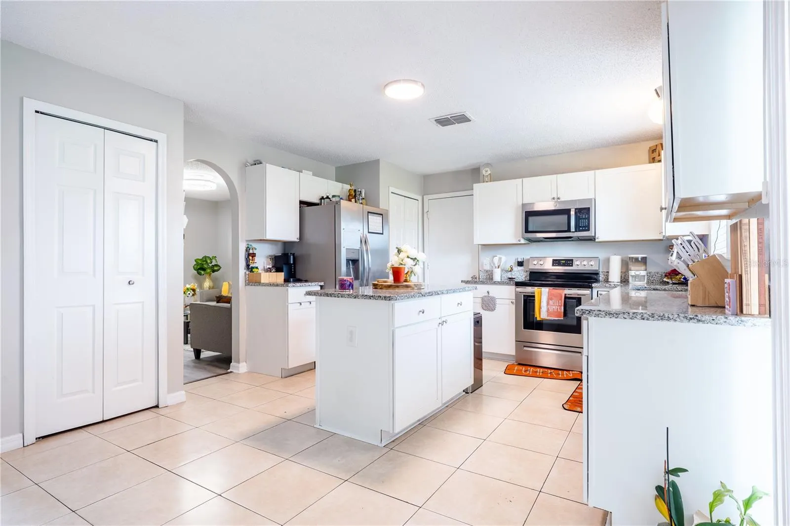 203 AURELIA CT