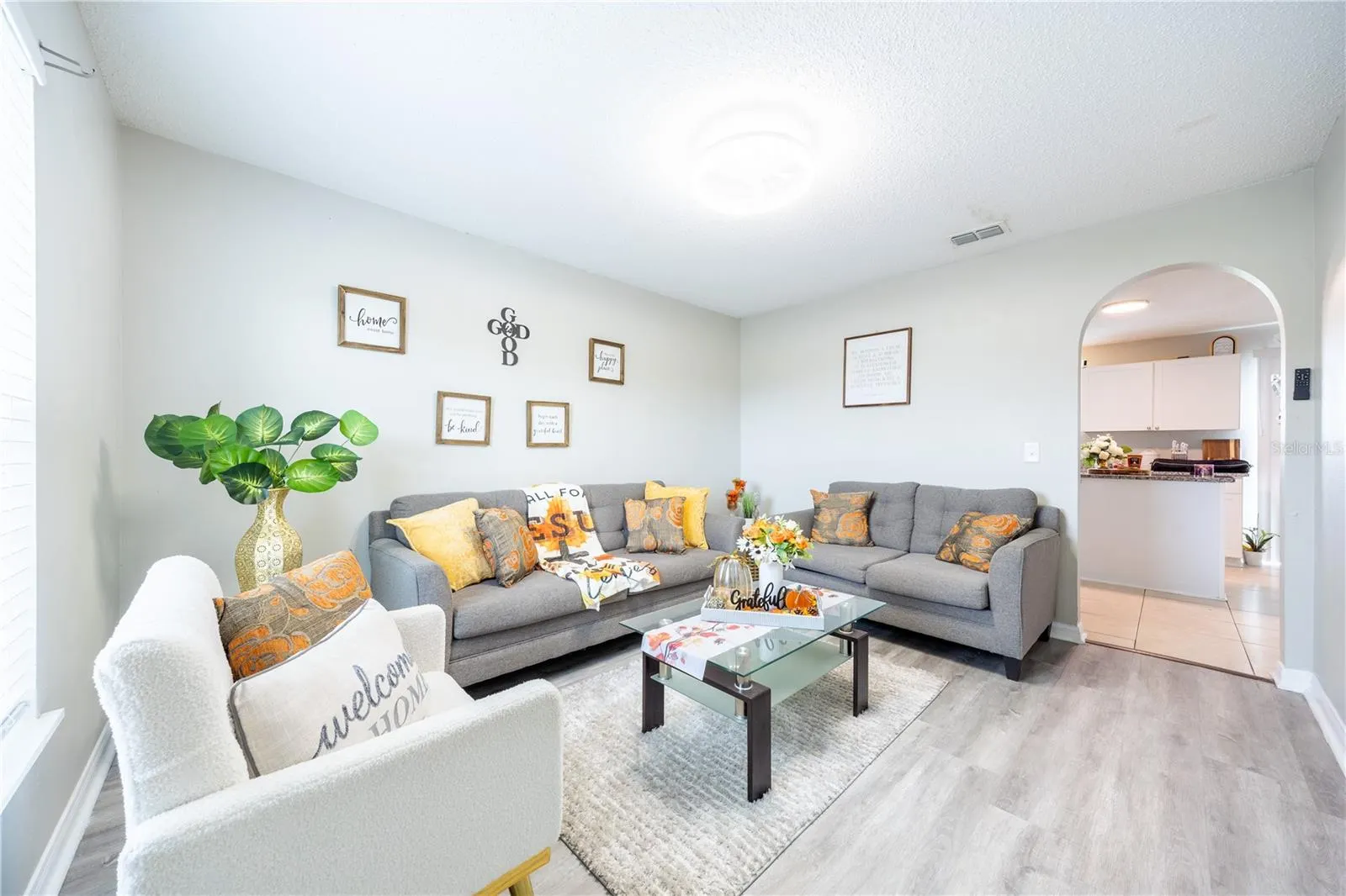 203 AURELIA CT