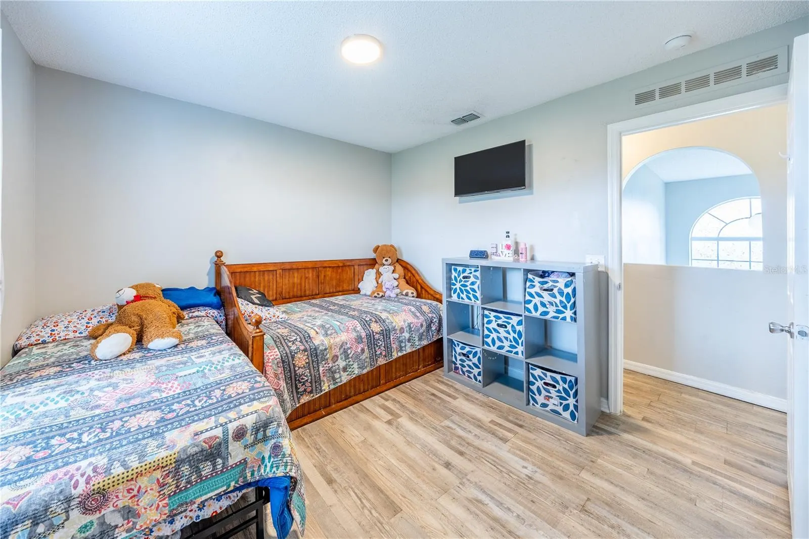 203 AURELIA CT
