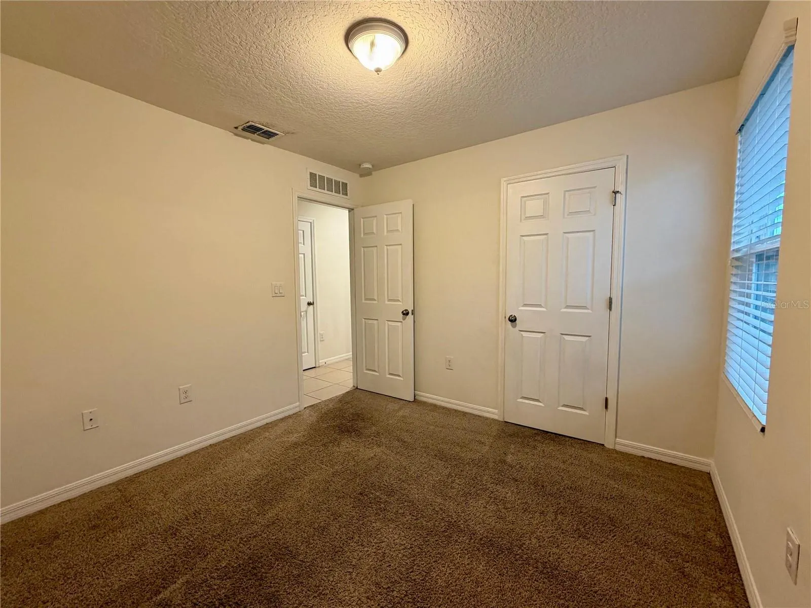 2449 VARENNA LOOP