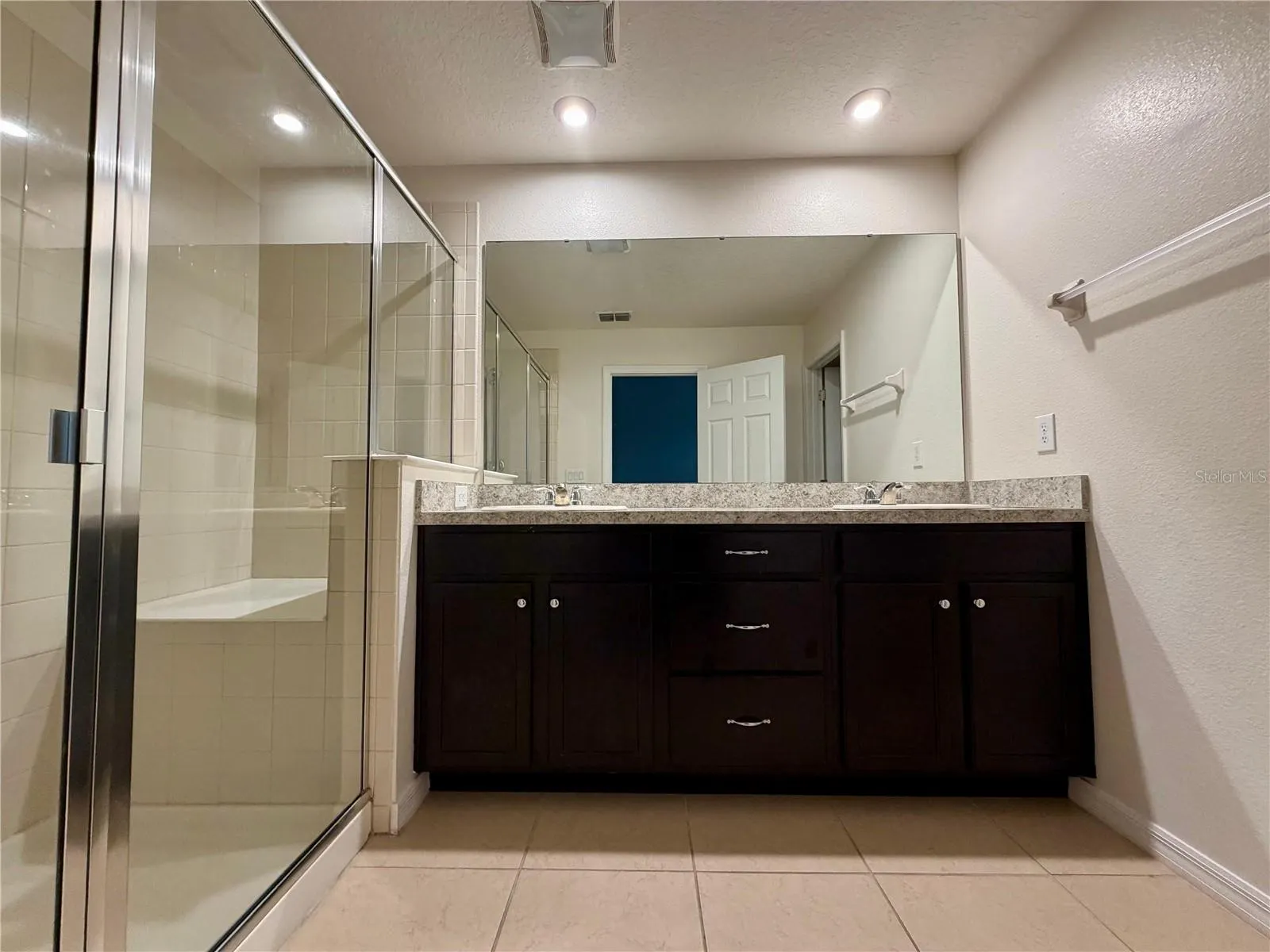 2449 VARENNA LOOP