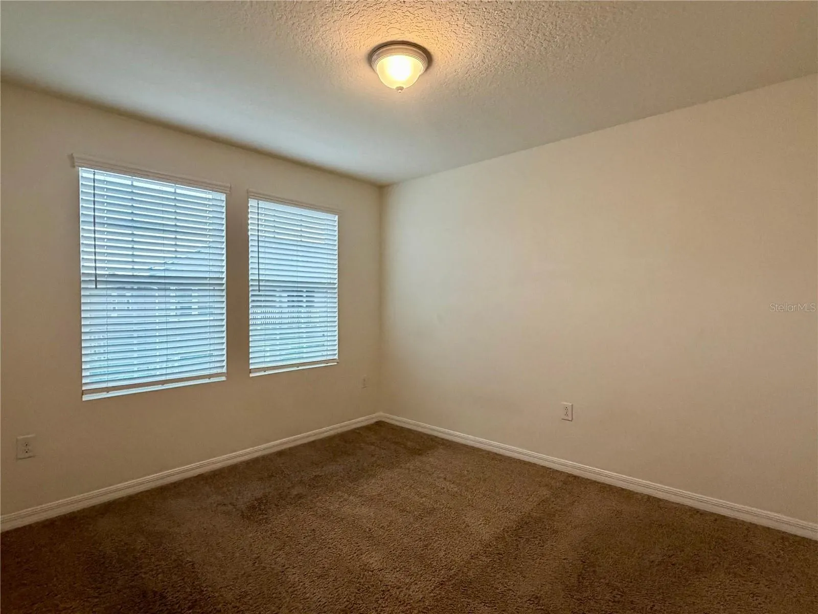 2449 VARENNA LOOP