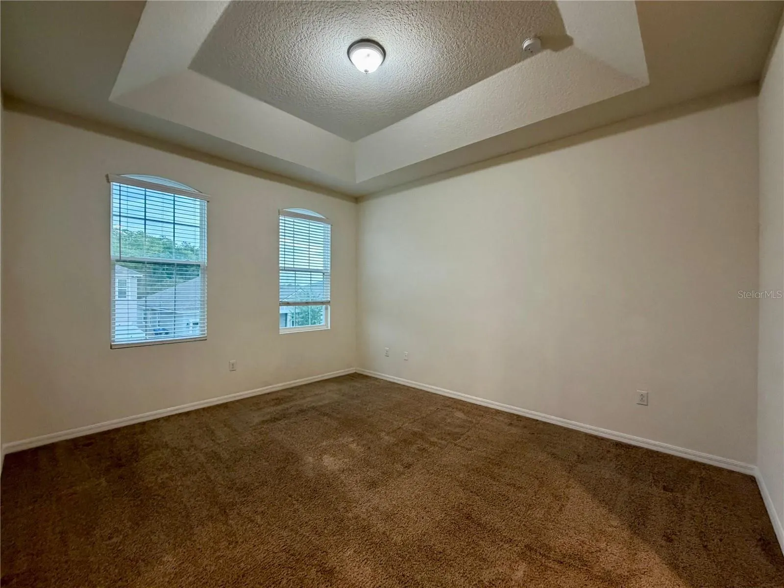 2449 VARENNA LOOP