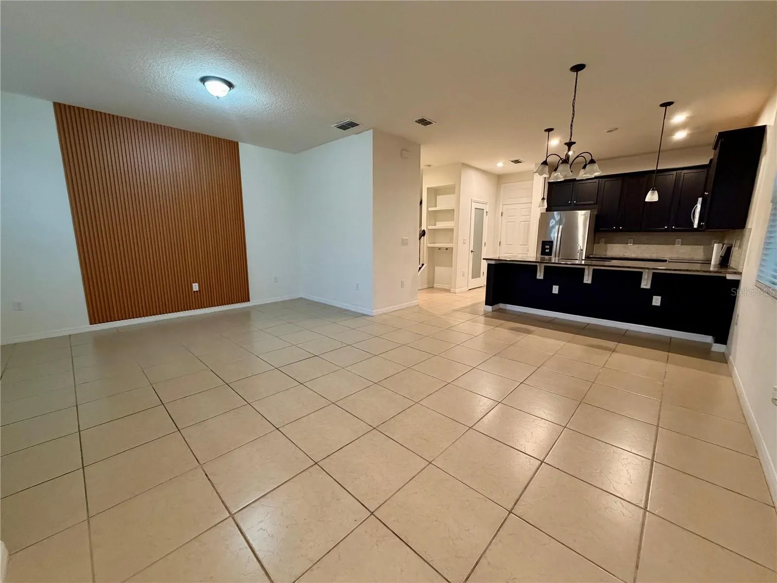 2449 VARENNA LOOP