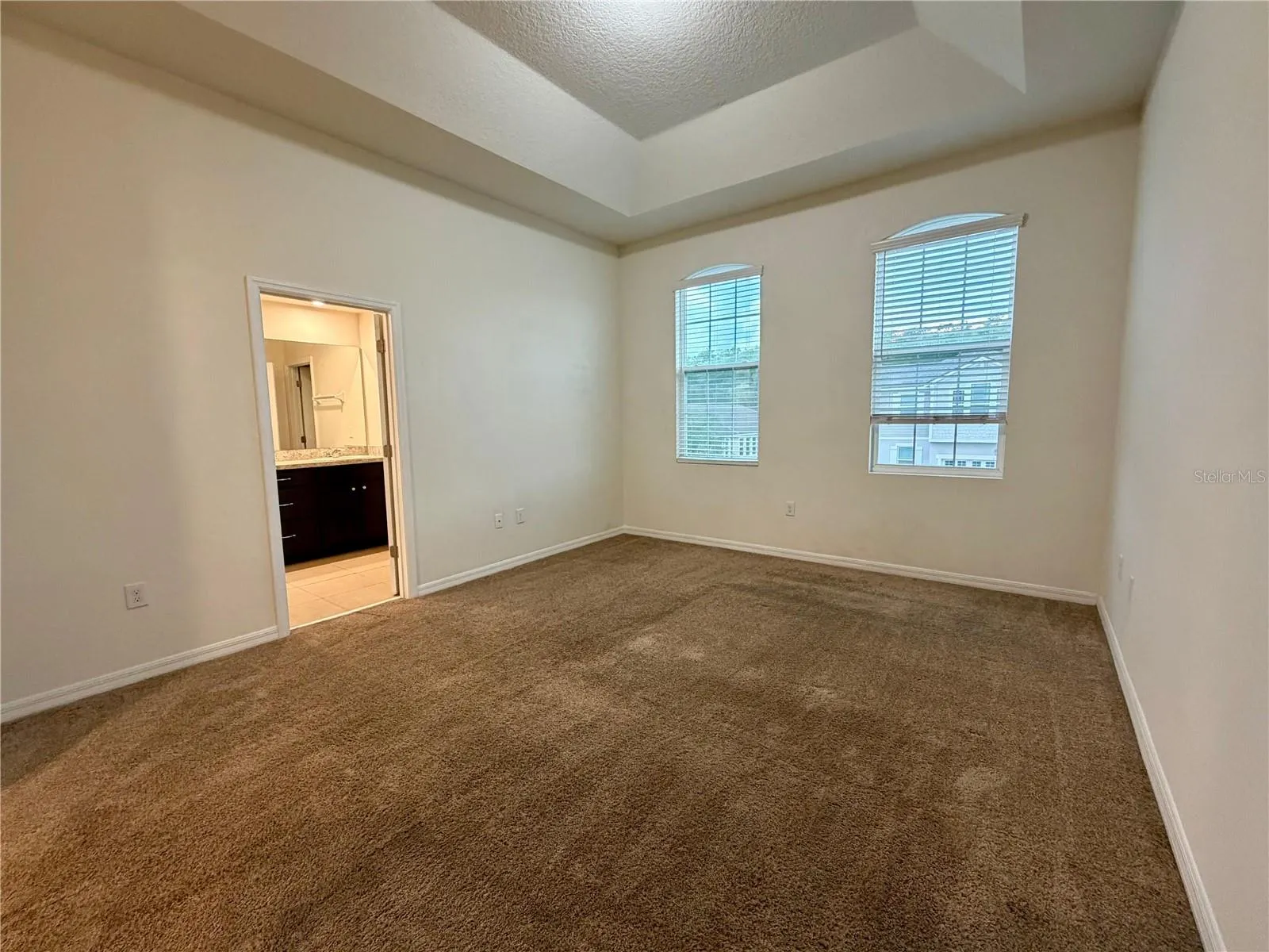 2449 VARENNA LOOP