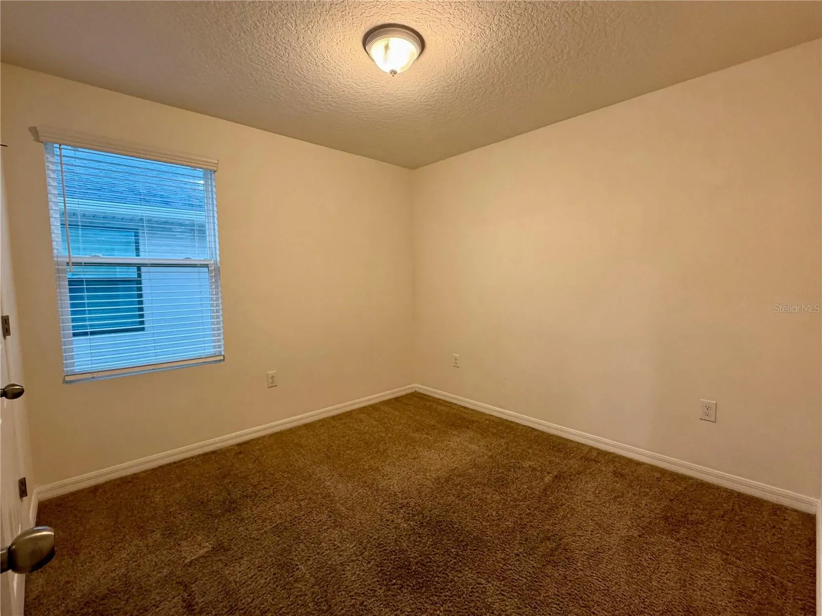 2449 VARENNA LOOP