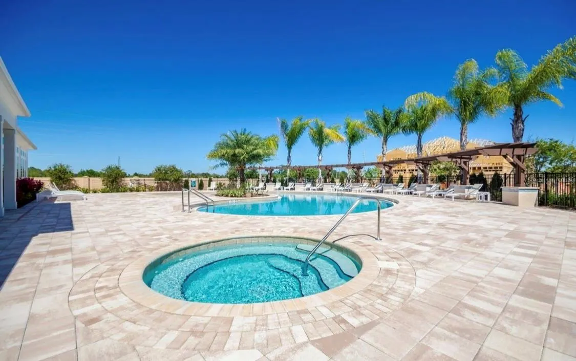3210 GUANA WAY
