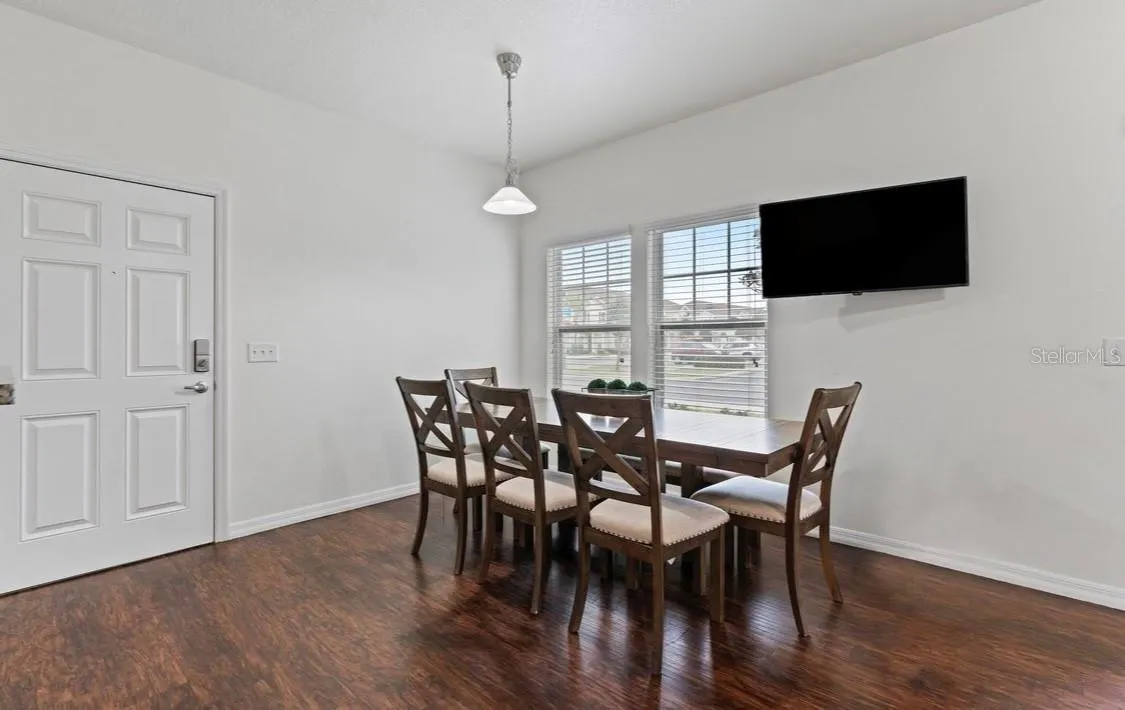 3210 GUANA WAY