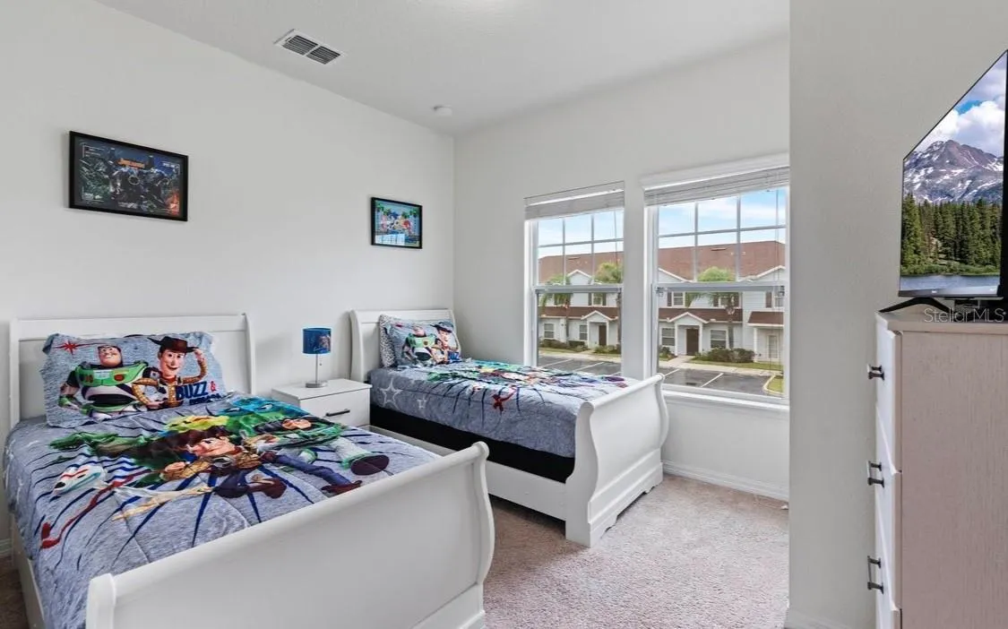 3210 GUANA WAY