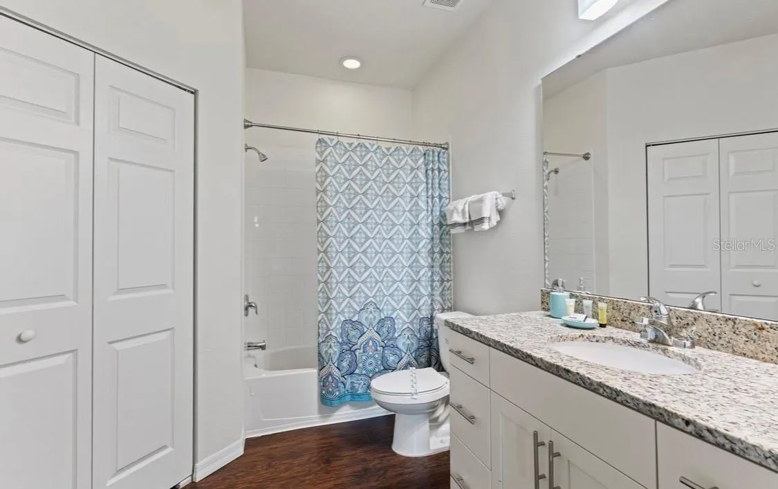 3210 GUANA WAY