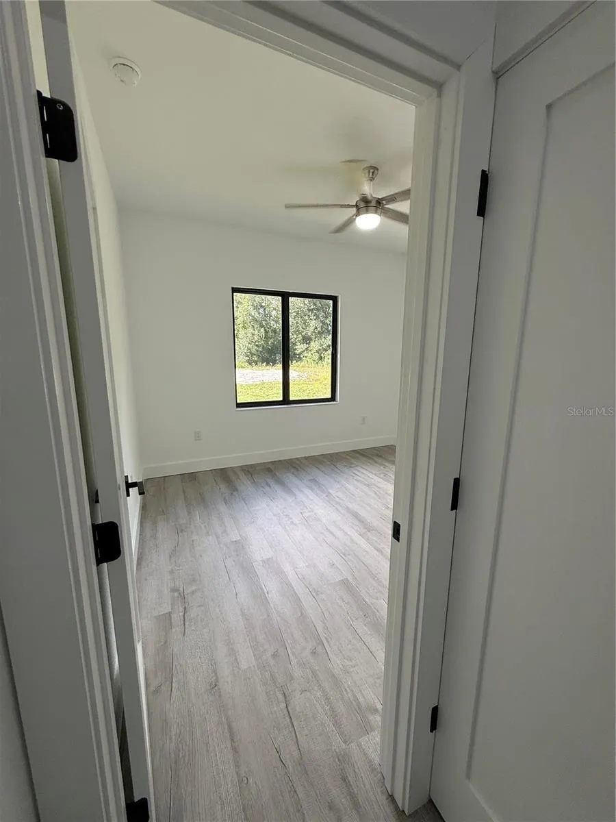 339 ROADRUNNER AVE
