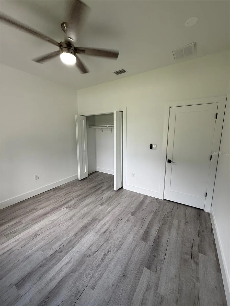 339 ROADRUNNER AVE
