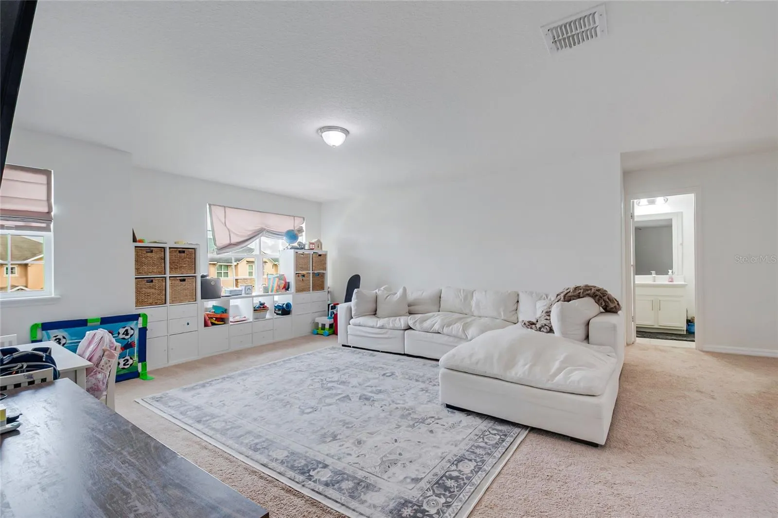 3761 MT VERNON WAY