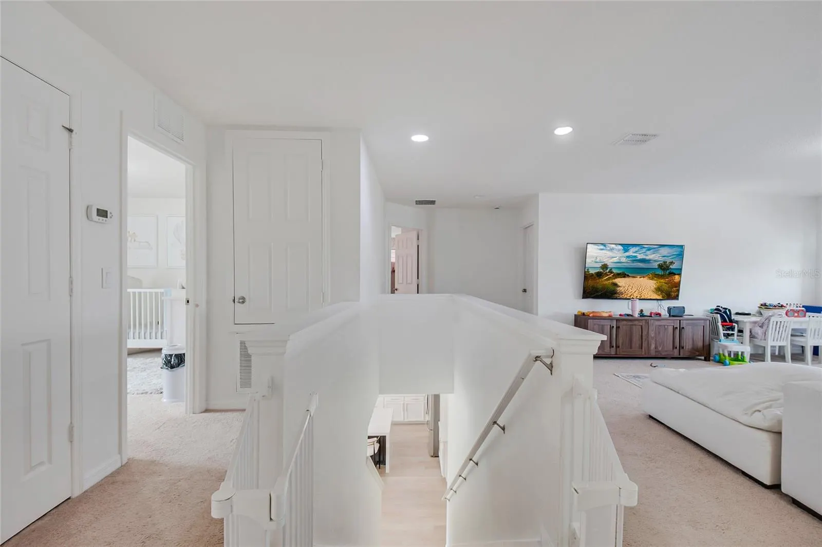3761 MT VERNON WAY