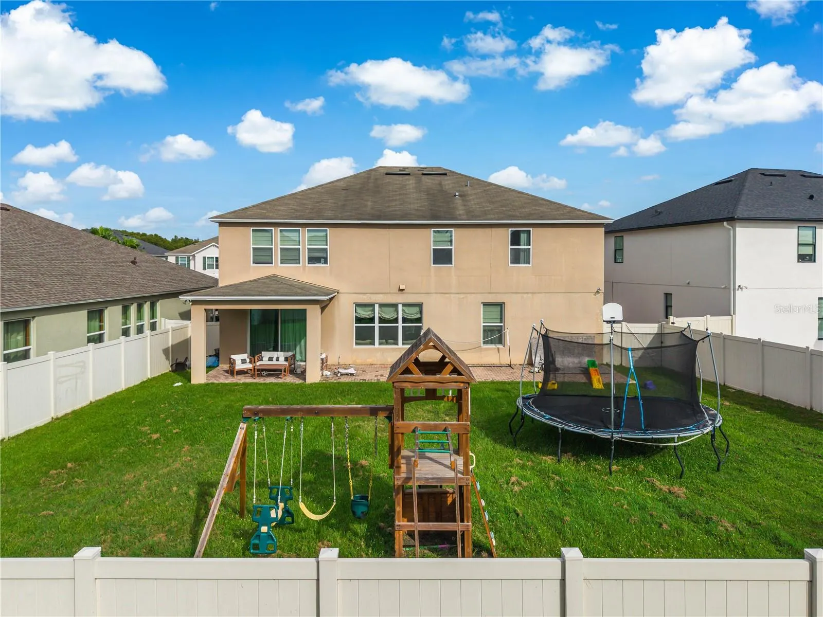 3761 MT VERNON WAY
