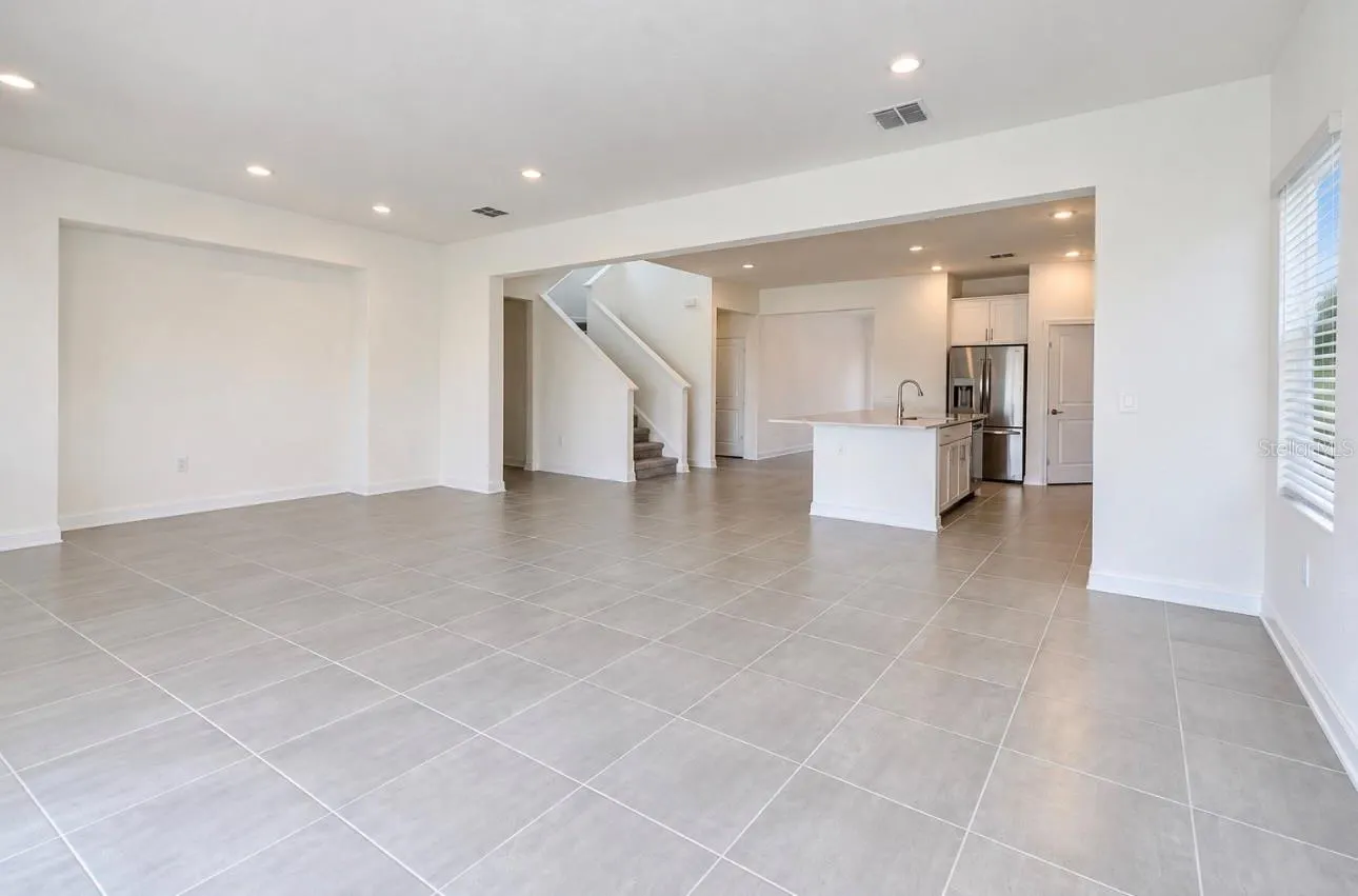 5554 FIONA LN
