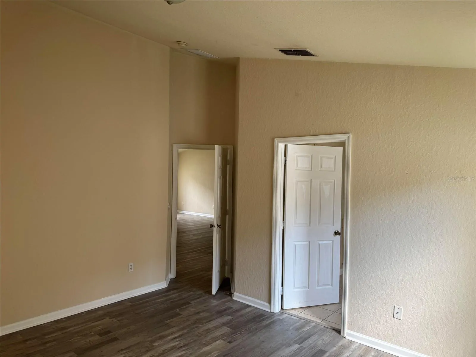 2958 CONNER LN