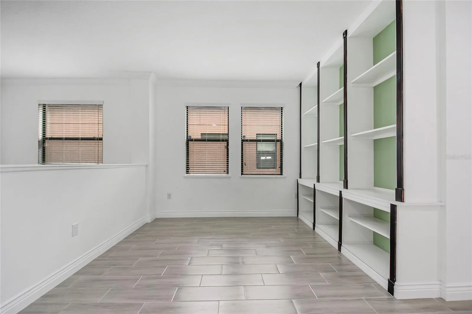 941 RIMINI DR