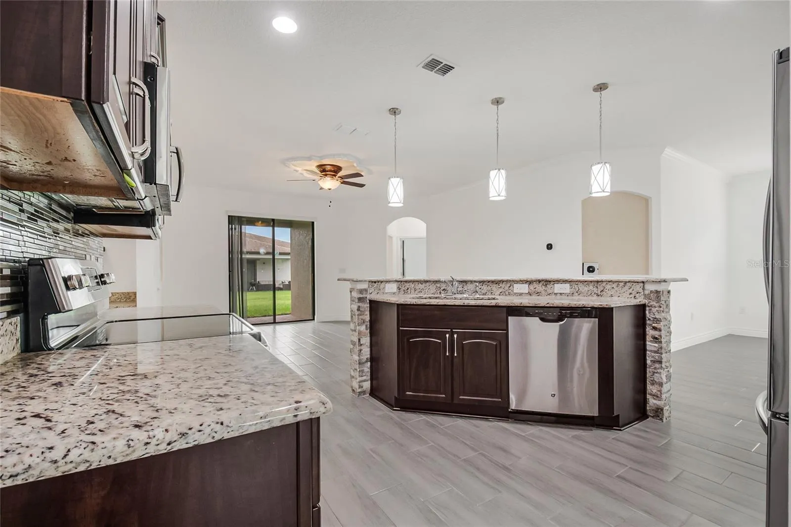 941 RIMINI DR